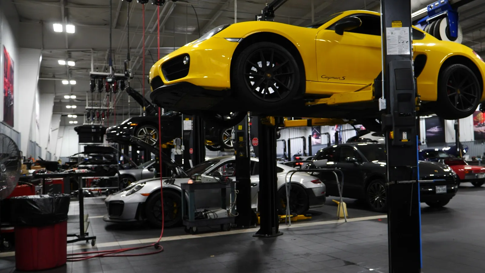 porsche-west-houston-texas-usa